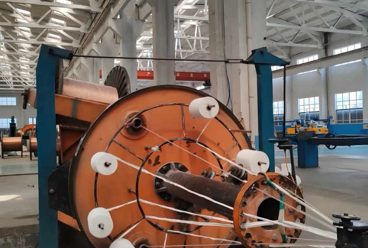 廣東電纜廠講解通用橡套電纜是以5類銅導體作為導電線芯.jpg 廣東電纜廠講解通用橡套電纜是以5類銅導體作為導電線芯.jpg